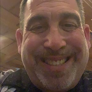 Meet your Posher, Gregory